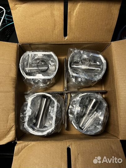 Поршень с пальцами и кольцами 75.0