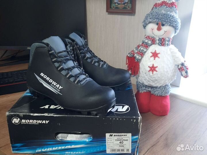 Ботинки лыжные р.40