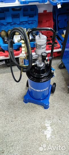 Установка пневматическая для раздачи густой смазки