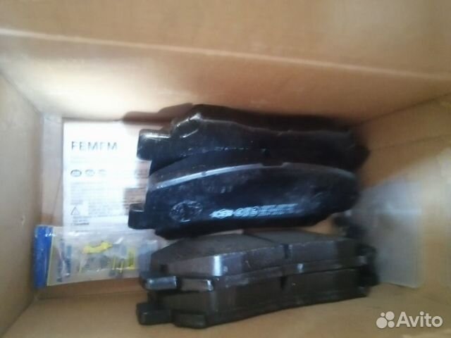 Тормозные колодки и ремкомплект суппорта