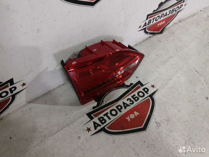 Фонарь внутренний левый Volkswagen Jetta 6 11-14