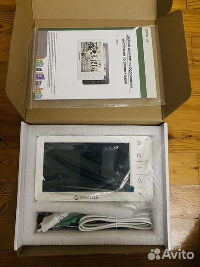 Видеодомофон Tantos и электромехан-й замок Atix