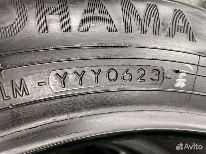 Yokohama BluEarth AE51 215/55 R17 94W
