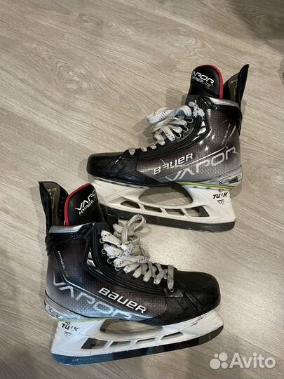 Хоккейные коньки bauer vapor hyperlite 8 fit3