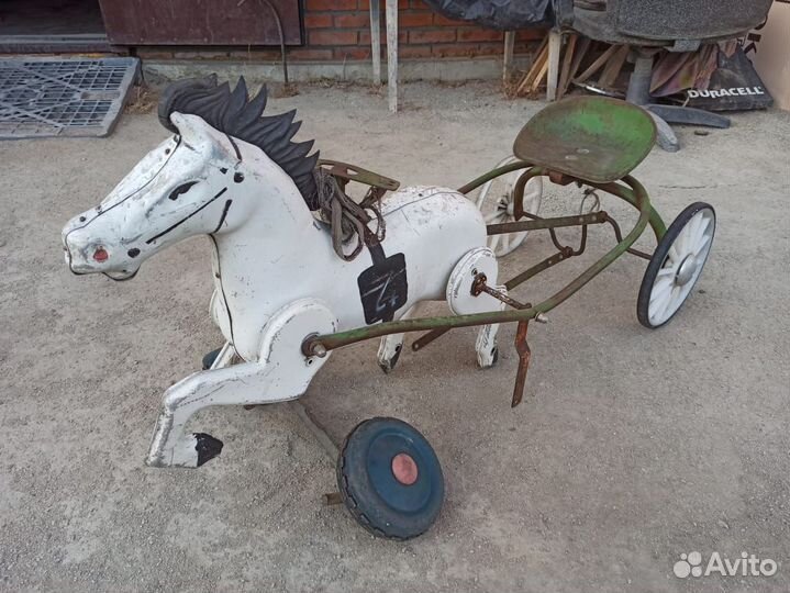 Педальный конь СССР