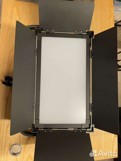 Светодиодный светильник для съемок