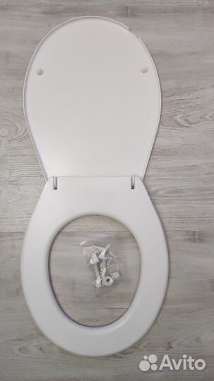 Крышка для унитаза новая