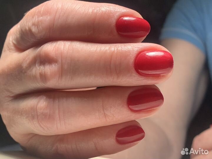 Педикюр с покрытием лаком