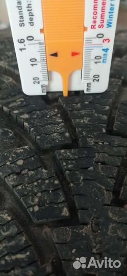 Nokian Tyres Hakkapeliitta 4 215/65 R16 102T