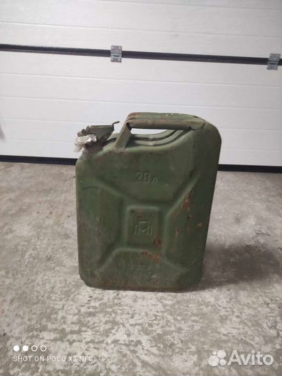 Канистра 20 литров