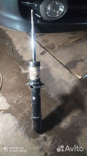 Продам передние амортизаторы Соната тогаз