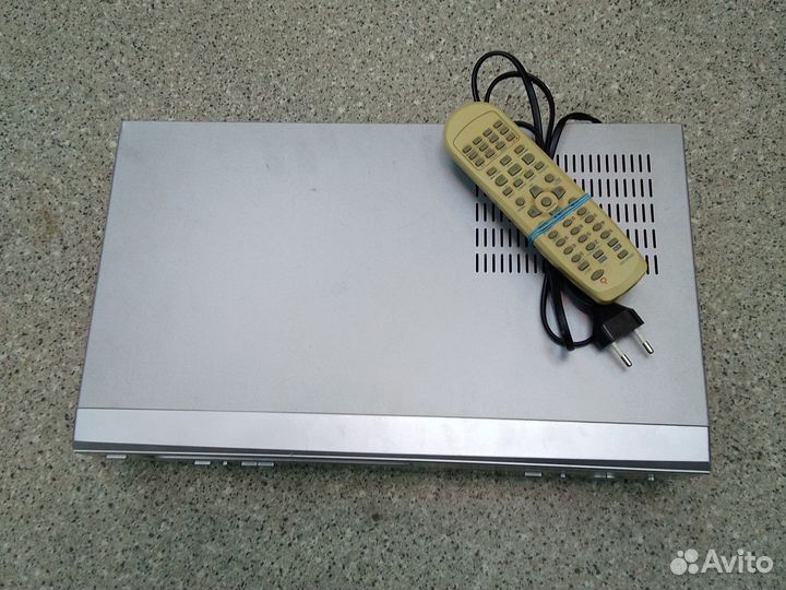 Видеомагнитофон daewoo sh-7700k