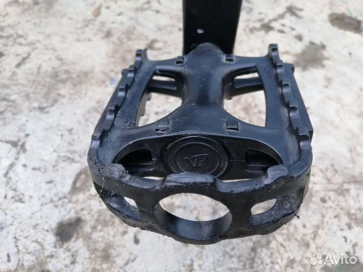 Педали для велосипеда, фирменные 