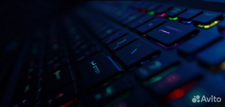 Мощный игровой ноутбук MSI с подсветкой клавиатуры