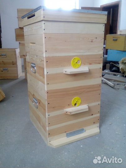 Улей Дадан на 12, 14 рамок