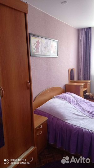 Продам спальный гарнитур