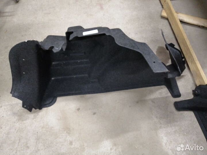 Обшивка багажника Volkswagen Jetta