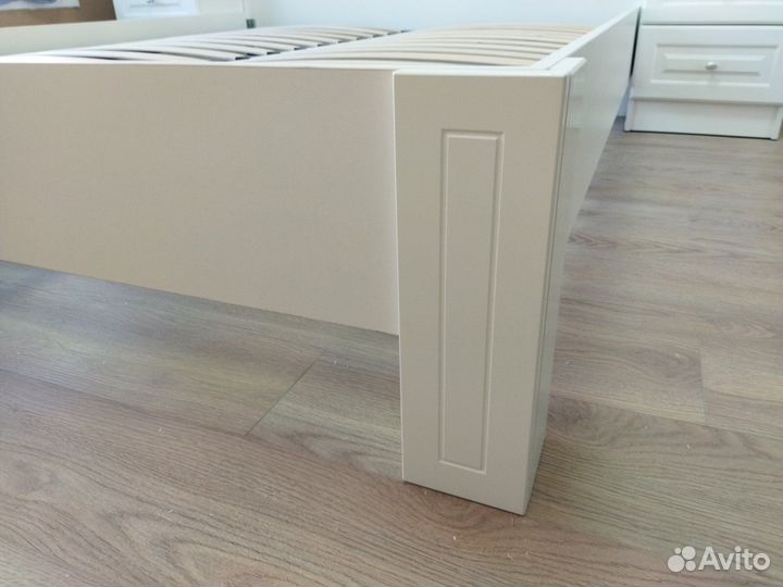 Кровать двуспальная В наличии