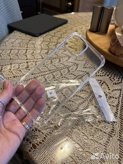 Силиконовый чехол на iPhone 14