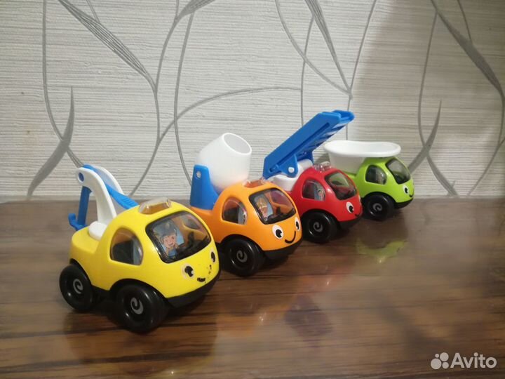Игрушечные машинки