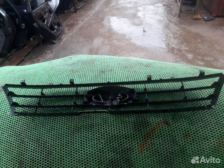 Решетка радиатора LADA Vesta