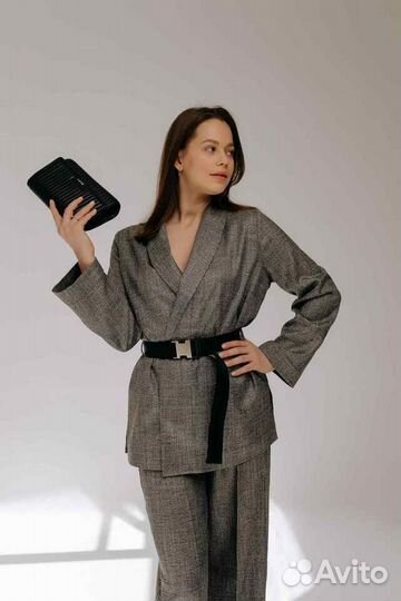 Костюм брючный