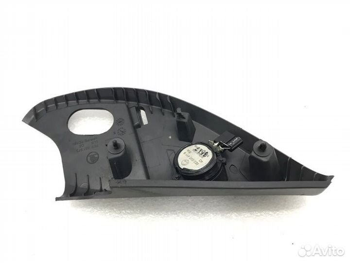 Накладка зеркала передняя левая Skoda Octavia 1.6