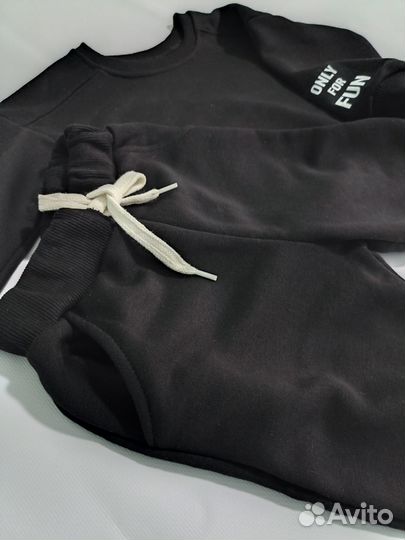 Спортивный костюм для девочки