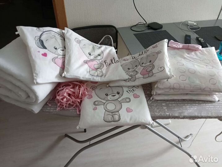 Бортики в детскую кроватку+ одеяло и подушка