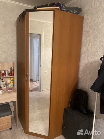 Угловой шкаф с зеркалом бу