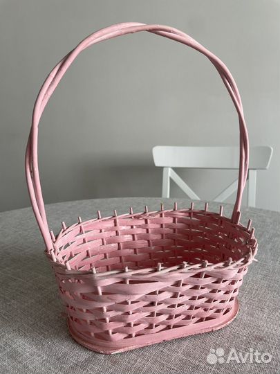 Плетеные корзинкидля цветов и фруктов