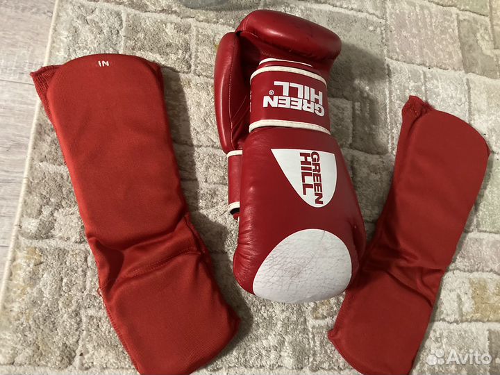 Перчатки и Футы