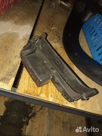 Пепельница передняя Kia Avella