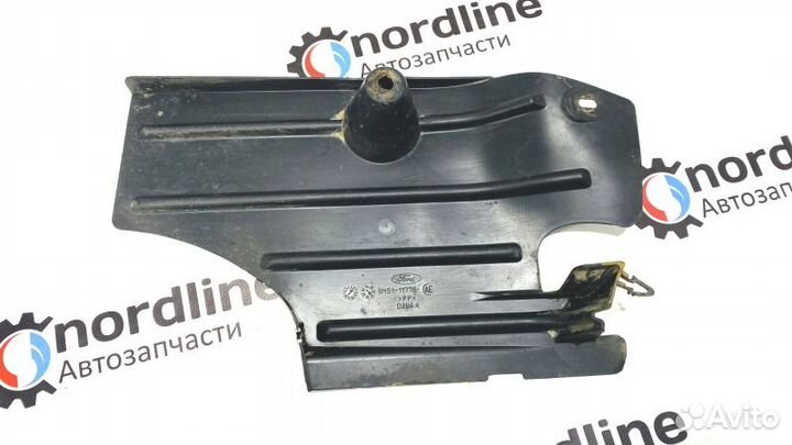 Защита антигравийная задняя правая Ford Focus 2