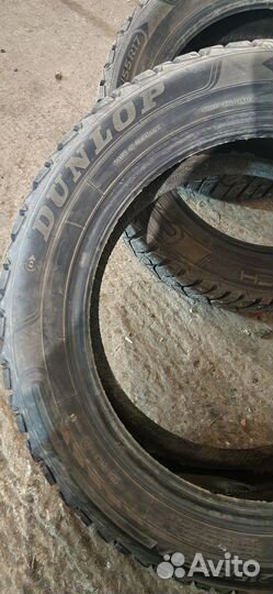 Шины зимние шипованные Dunlop 215 55 17