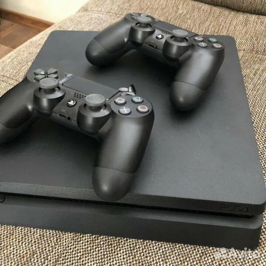 Sony PS4 slim