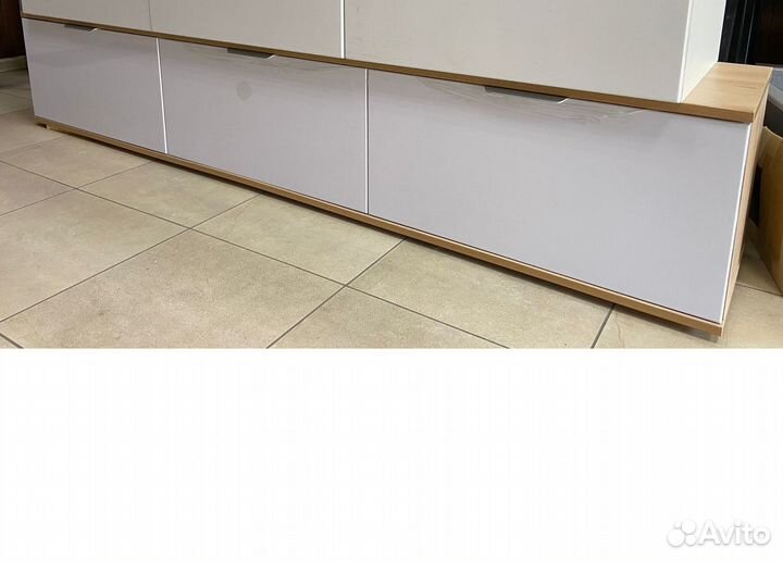 Тумба под телевизор