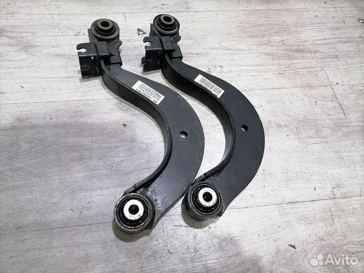 Рычаги задние верхние VW Passat B6 2005-2010