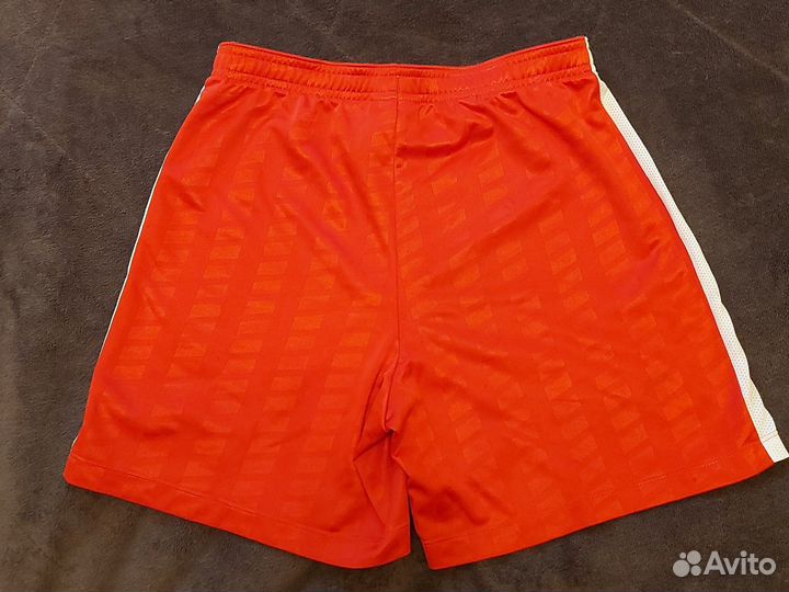 Футбольные шорты nike