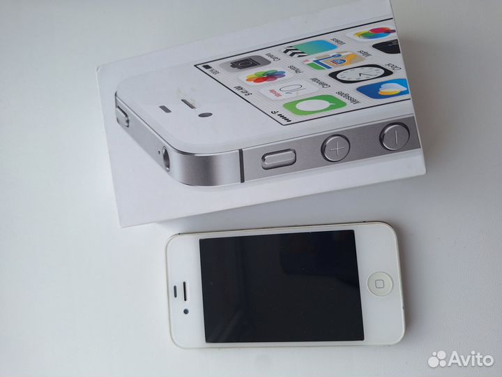 iPhone 4S, 8 ГБ