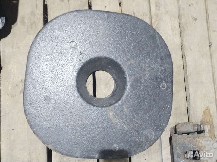 6477702090 Пол багажника Toyota Auris (E15)