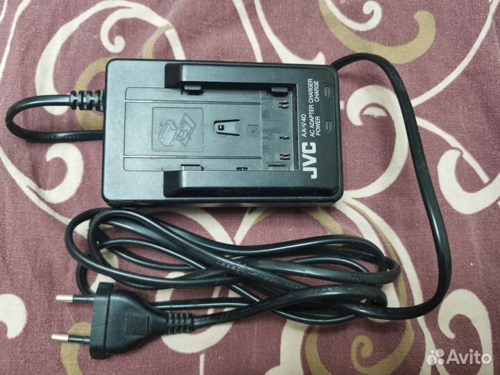 Зарядное устройство для видеокамеры JVC, Panasonic