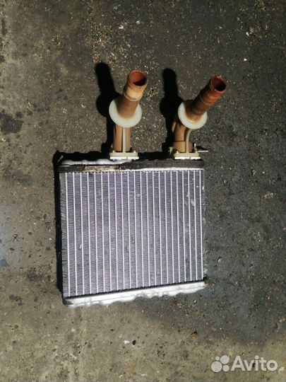 Радиатор отопления Nissan Almera N15