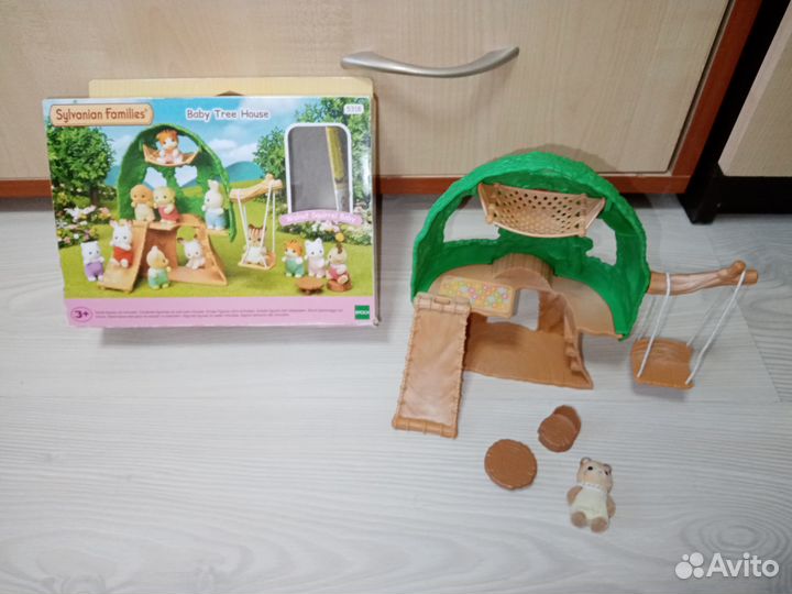 Сильвания фэмилис домик на дереве.площадь
