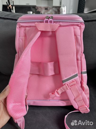 Рюкзак школьный для девочки с единорогом