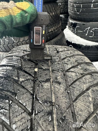 Bridgestone Blizzak LM-001 225/60 R18 104H