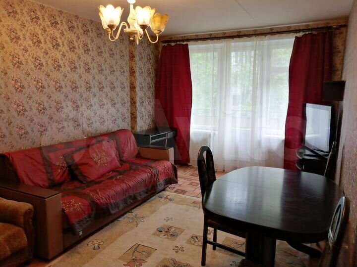 2-к. квартира, 45 м², 2/5 эт.