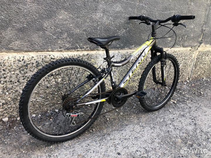 Подростковый Stern Attack 24”