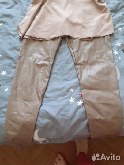 Продам костюм