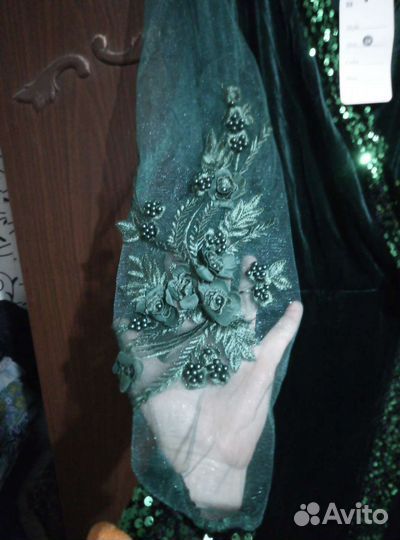 Вечернее платье